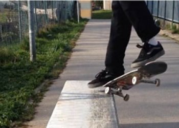 DIY footage od Leslieho jako welcome pro Boardmanii!