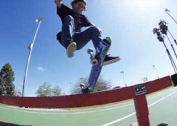 Decenzo s Rogersem vyzvali pojezd na railíku