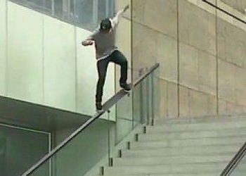 Fade to Black Nyjaha Hustona v rapovém provedení