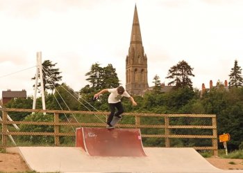 Barney Page si pro RVCA připravil úžasné video