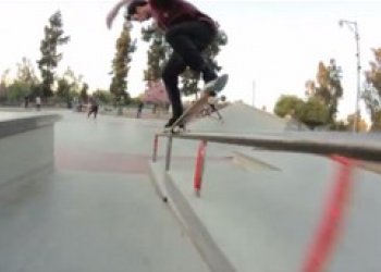 Chris Colbourn předvedl svůj super styl v Bones reklamě