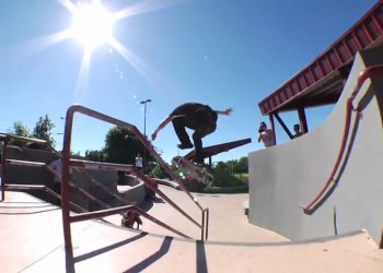 Manny Santiago je tu s novým dílem své show