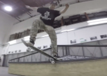 Petr Gzyl a jeho Night Session v plechárně