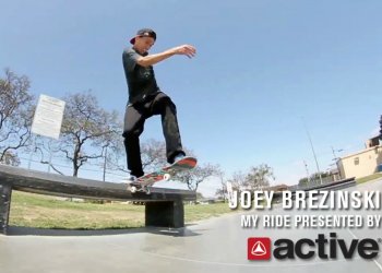 Co má pod nohama Joey Brezinski