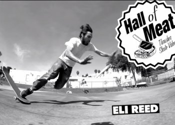 Eli Reed ví jak na pořádný hippie jump