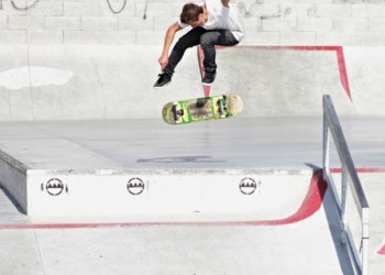 Peroutka a Košták šéfovali Lakai tour v Řepích