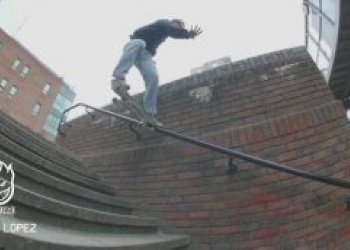 Manny Lopez za Spitfire Wheels