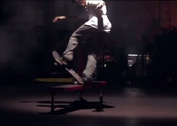 Chris Joslin má v garáži solidní spot