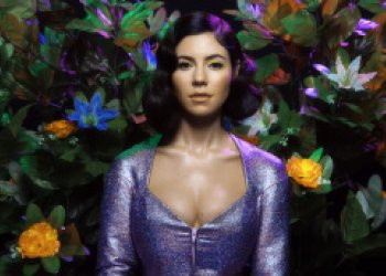 Lucerna Music Bar oslaví 20 let. Pogratulovat přijede i Marina and the Diamonds
