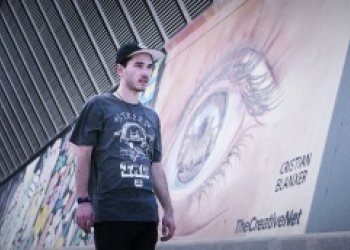 Petr Kopka se hlásí s videem z ulic Barcelony
