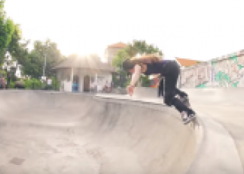Holčičí Vans video: "Arms Wide Open"
