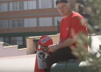 Arnošt Ceral vydává video ke svému novému promodelu Meat Cleaver
