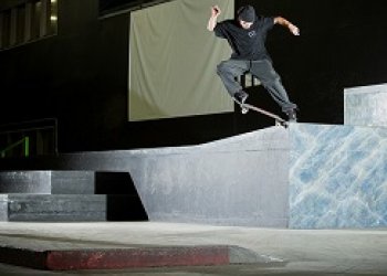 Mike Berdis zabíjel v Berrics pro nejnovější "Bangin!"