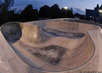 Fiveramps postavili mega skatepark v Rzeszowě