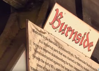 Vraťme se zpátky k Halloweenu k bowlovýmu běsnění v Burnside
