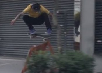 Luan Oliveira opět předvádí svůj jedinečný styl v Nike reklamě