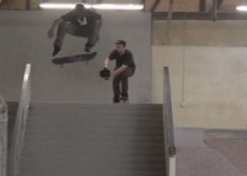 15 flipů z 15ti schodů za jeden den? Pro Chris Joslina žádný problém