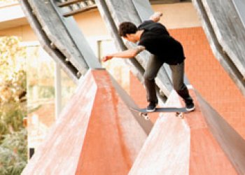 Alex Campbell na webu Red Bull Skateboarding