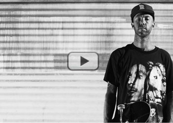 Andrew Reynolds Battle Commander - to musíš!