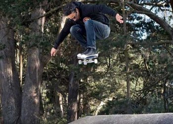Tommy Guerrero v Café v lese
