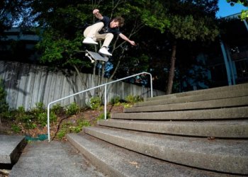 Silas Baxter-Neal přichází se skvělým partem "Open Sequence"