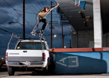 Footshop.cz: pro Vans fans a nejen pro ně, tu máme Sk8-Hi Cali v novém kabátu!