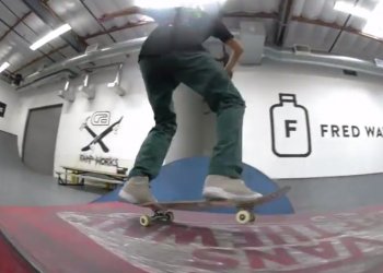 Adrian Adrid předvedl v Transworld parku slušná manual comba