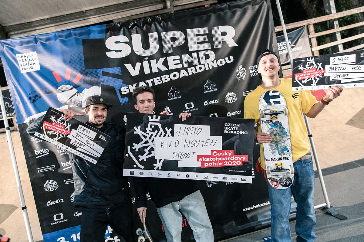 Rišo Tury, Kiko Nguyen a Martin Pek top 3 ve streetu. / foto: Jan Pelikán